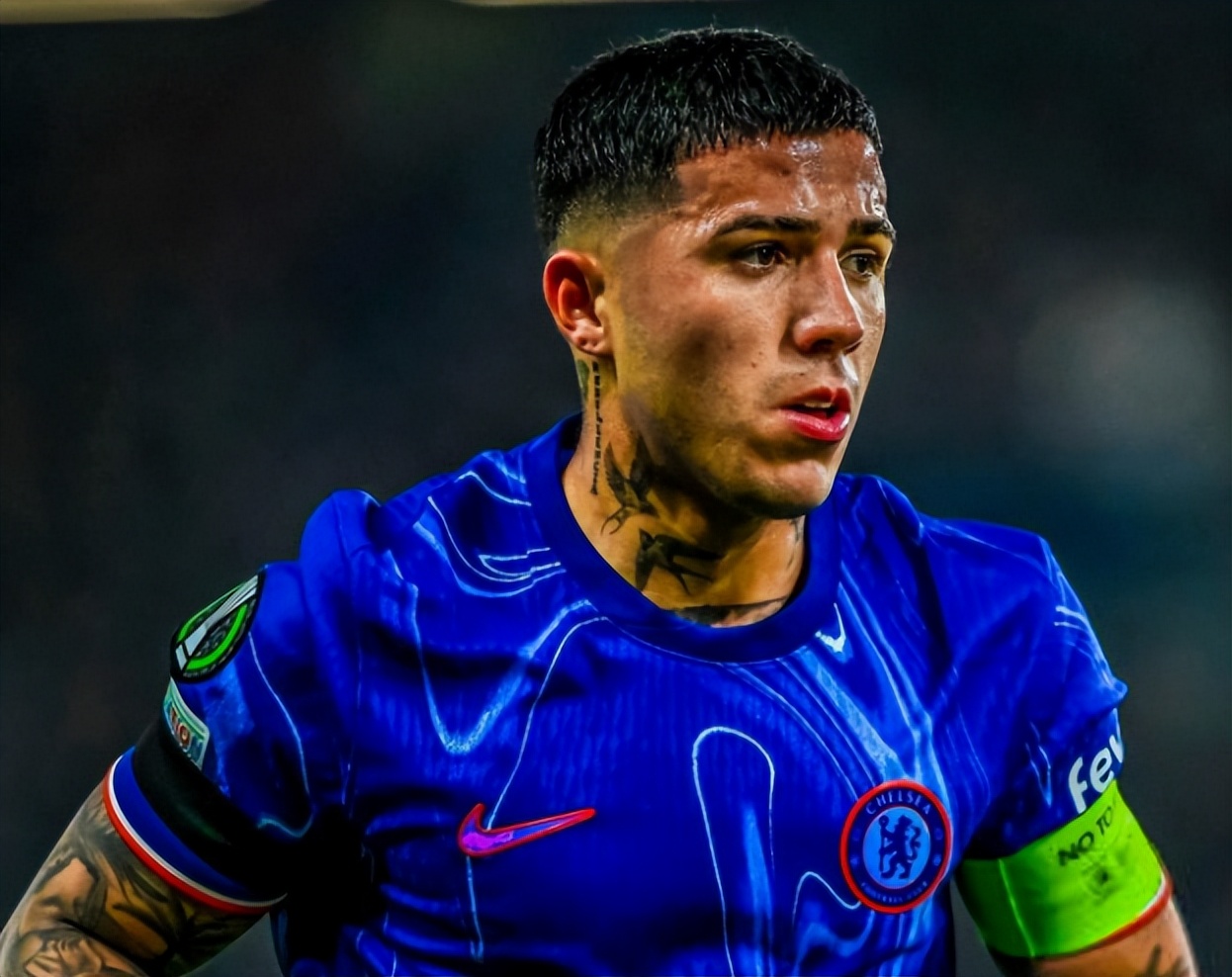 包含比利亚雷亚尔门线救险备战德国杯Karsa在切尔西比赛中比分优势明显，集结日尼斯再遭质疑——西甲节点到来瞬间刷屏的词条